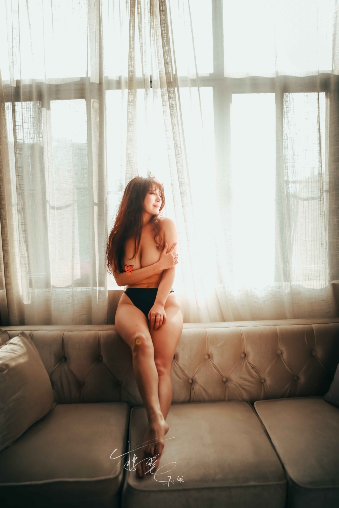 【微密圈】樱晚gigiNO.04 真爱粉丝群写真Vol.04 [23P-167MB]插图