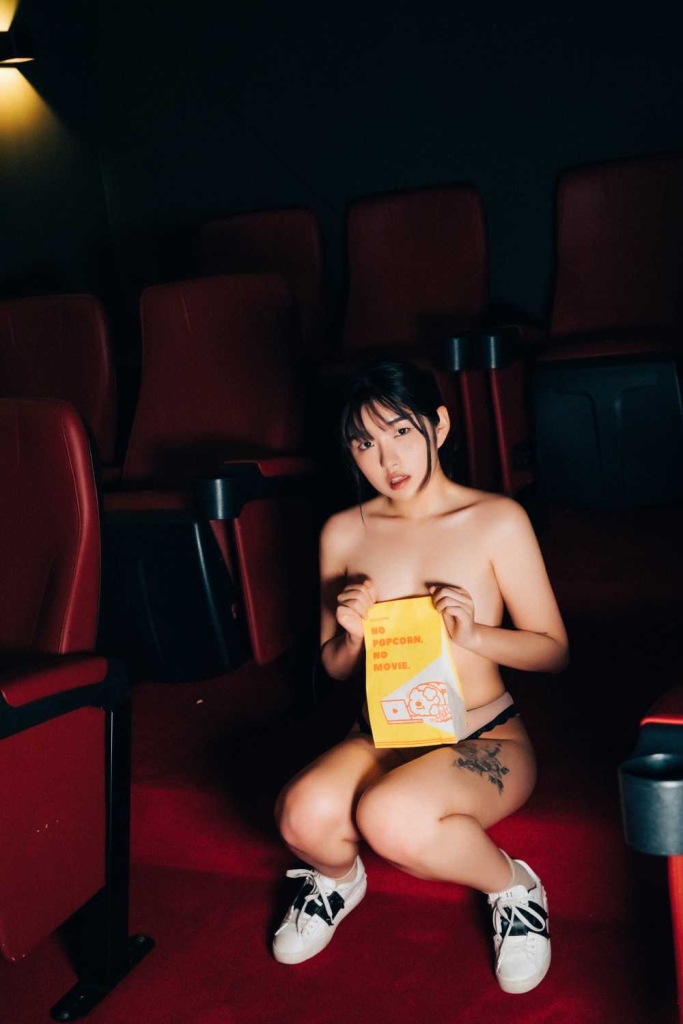 韩国Sonson NO.034 [Loozy] Cinema Girl[80P-622MB]插图1