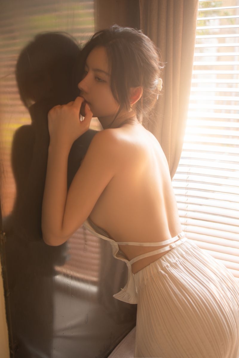 【微密圈】就是阿朱啊-午后暖阳 [32P-137MB]插图