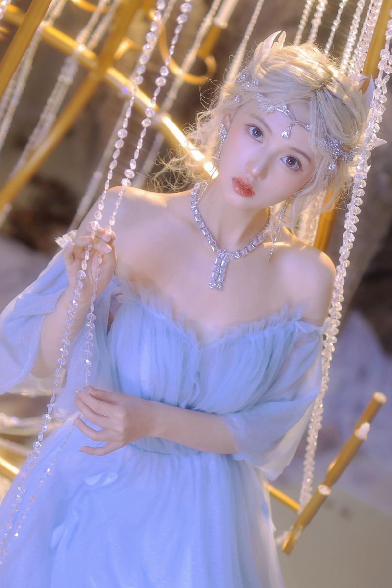 怡子yiii NO.01 冰公主 [19P-302MB]插图