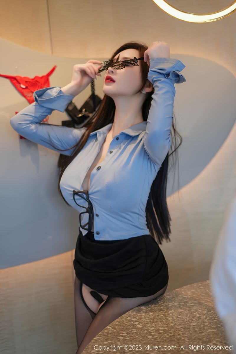 [XIUREN秀人网] 2023.07.18 NO.7095 Carol周妍希 性感写真插图