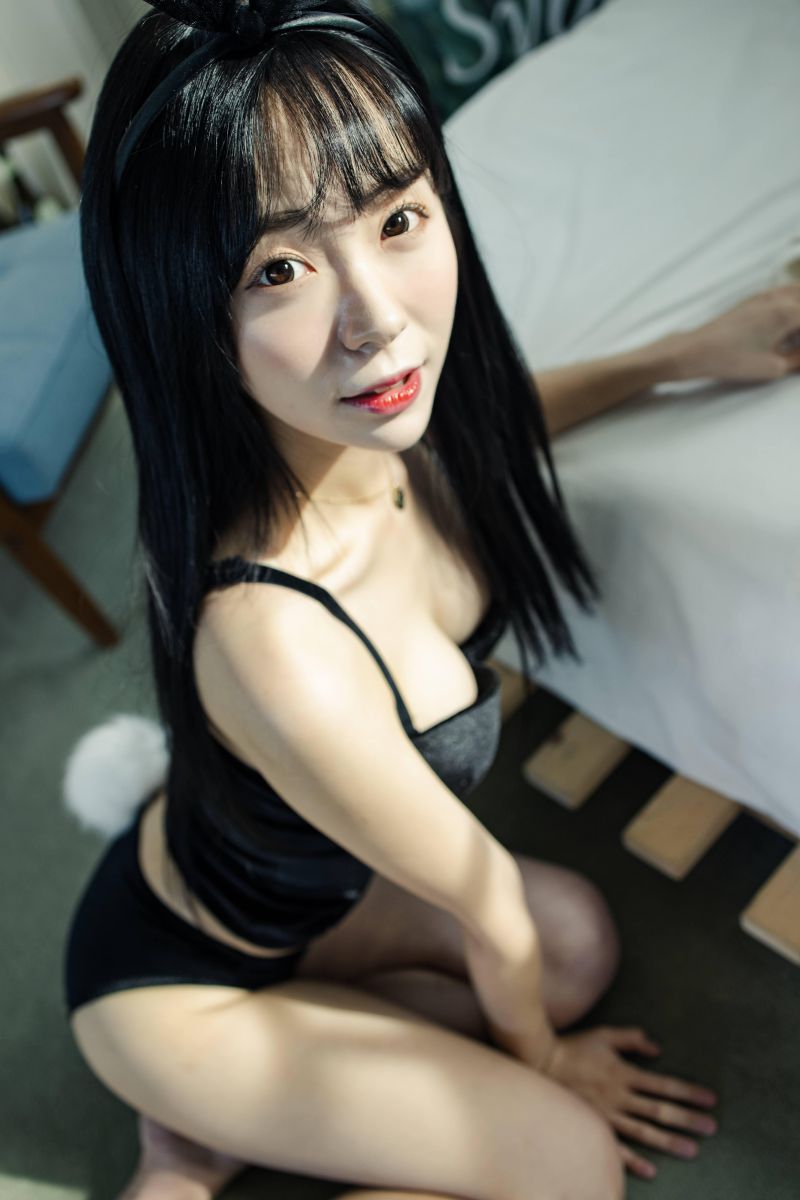 Patreon NO.008  Sovely (쏘블리) – HAPPY BIRTHDAY + Video [138P+1V-177MB]插图
