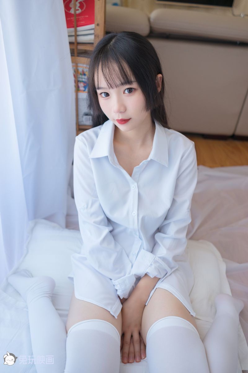 兔玩映画 B87.003 萝莉的衬衫一级棒！[52P-546MB]插图1