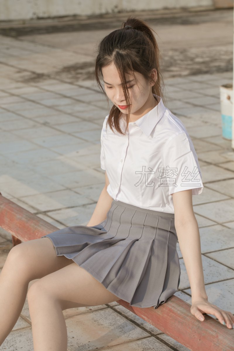 [尤蜜丝]穿搭写真 NO.035插图