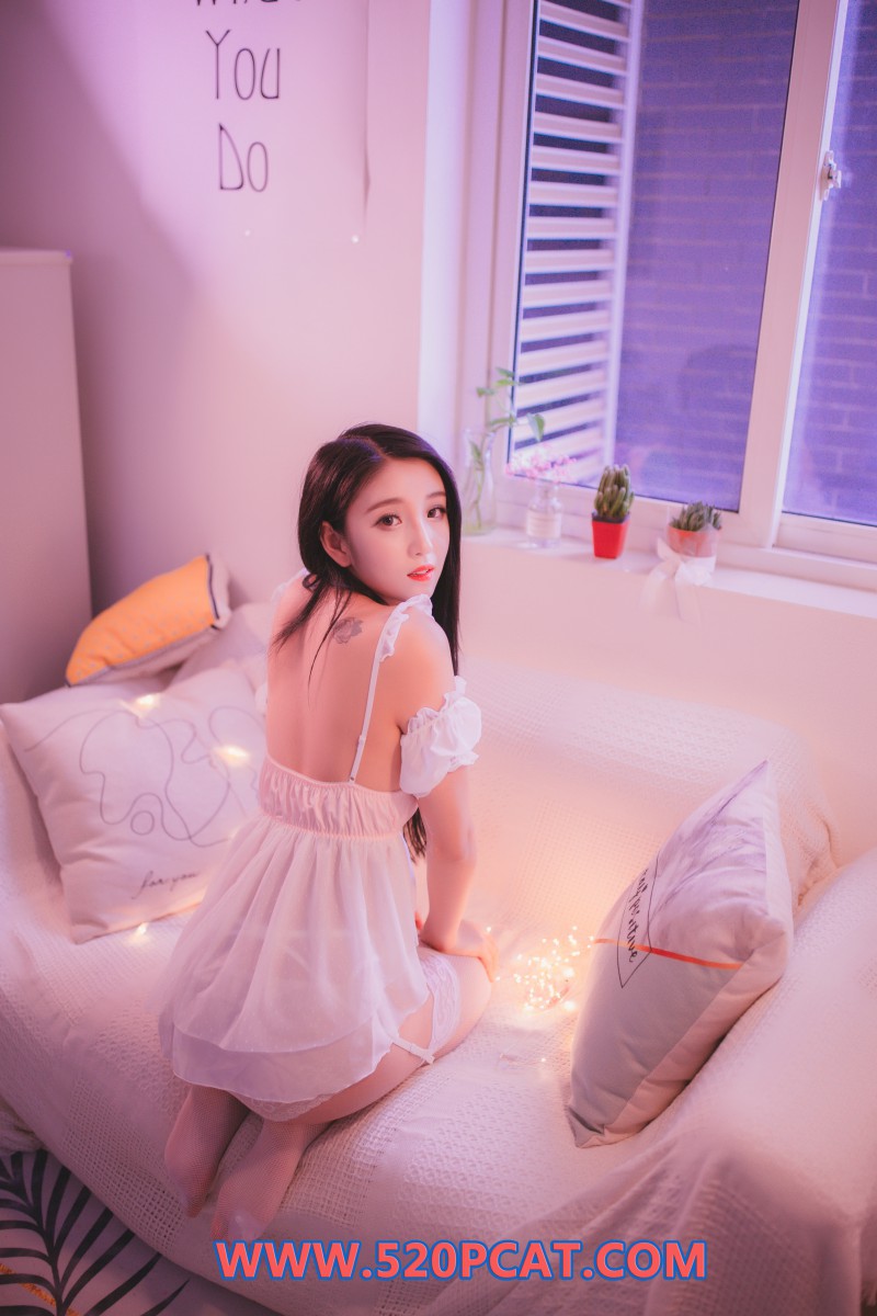[PartyCat轰趴猫] 2018.09.12 NO.225 土肥圆 [44+1P-445M]插图1