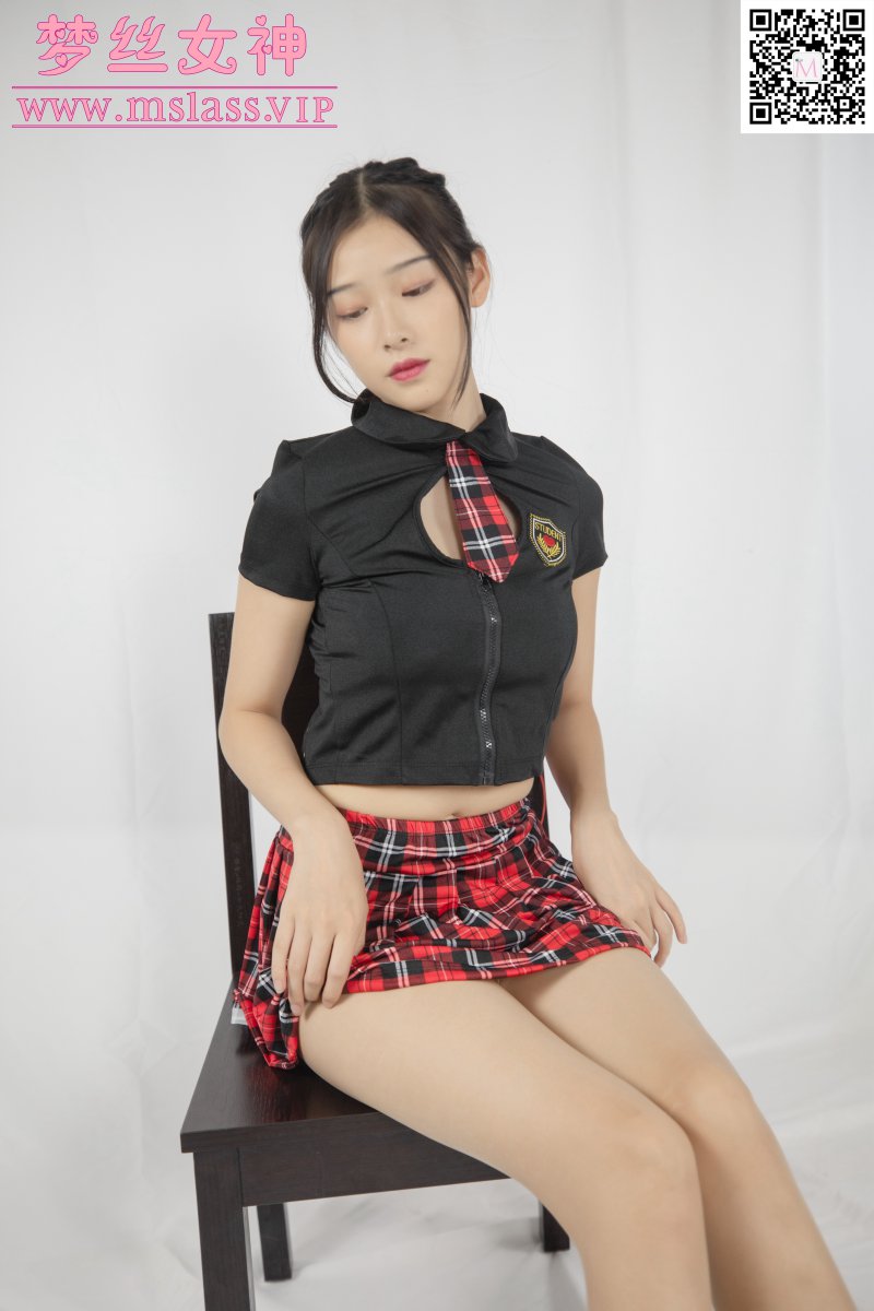 [MSLASS梦丝女神] 2020-10-02 NO.143 诗琪《帆布鞋》[72+1P1V／1.16GB]插图