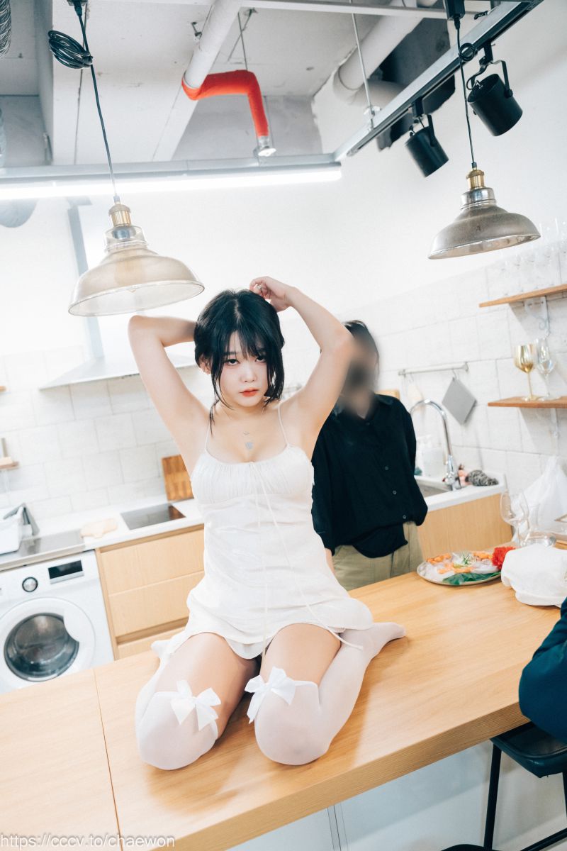 Loozy NO.145  Zia (지아) - Nyotaimori [124P+5V／2.14GB]插图1