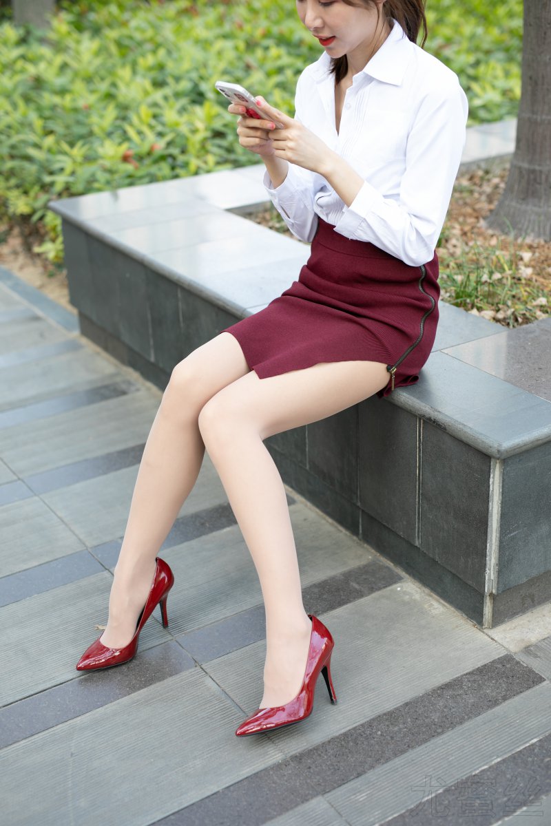 [尤蜜丝]穿搭写真 NO.042插图