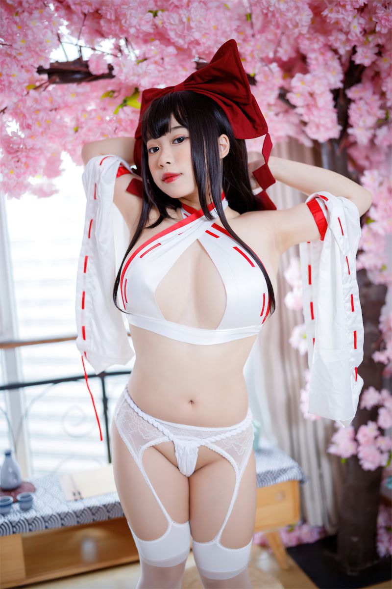 胡桃猫Kurumineko – NO.038 欲望神社巫[62P-4V-159.2M]插图1