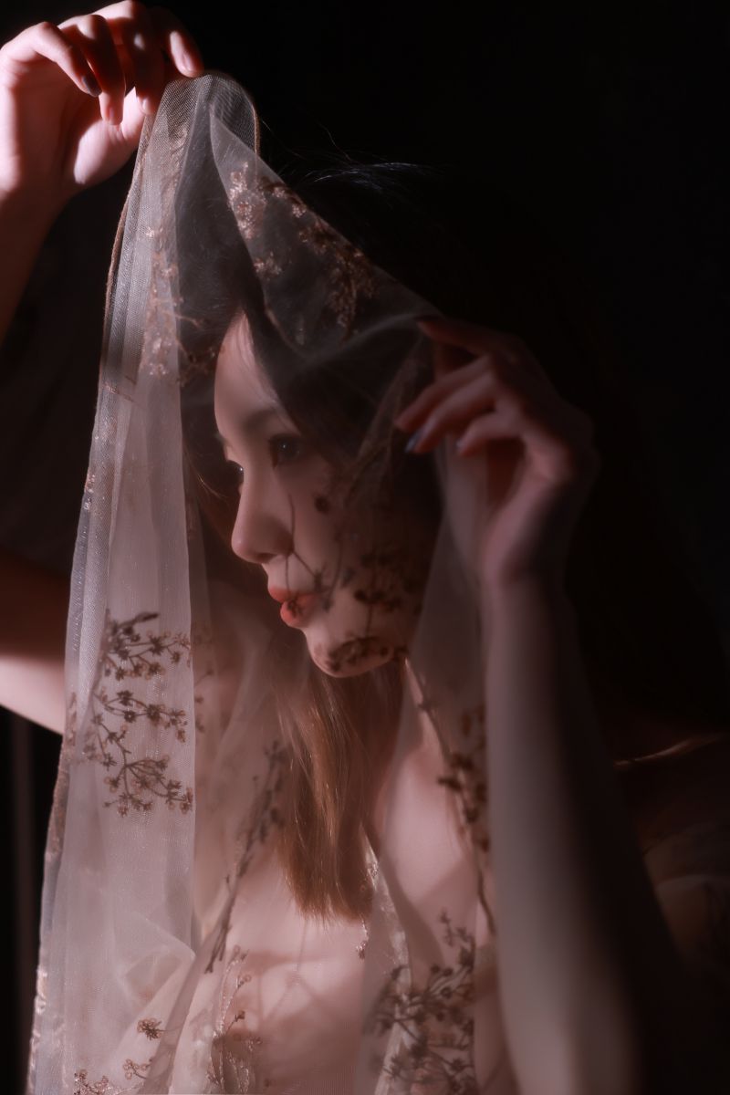 桃良阿宅 – NO.044 花束与影 [13P-54MB]插图