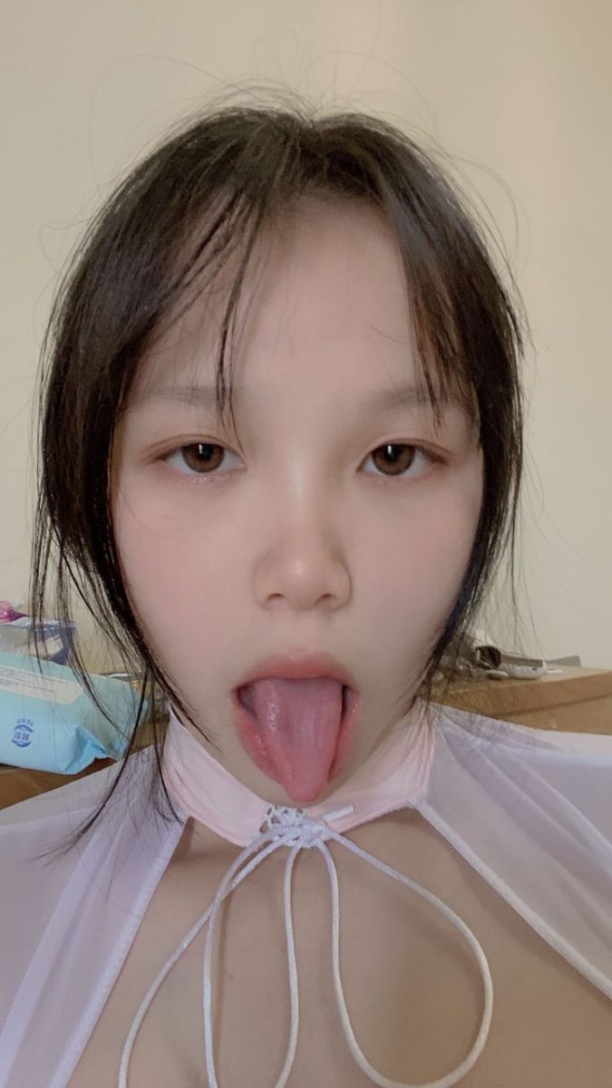 网红博主 Kimheezk 合集【962P261V】插图