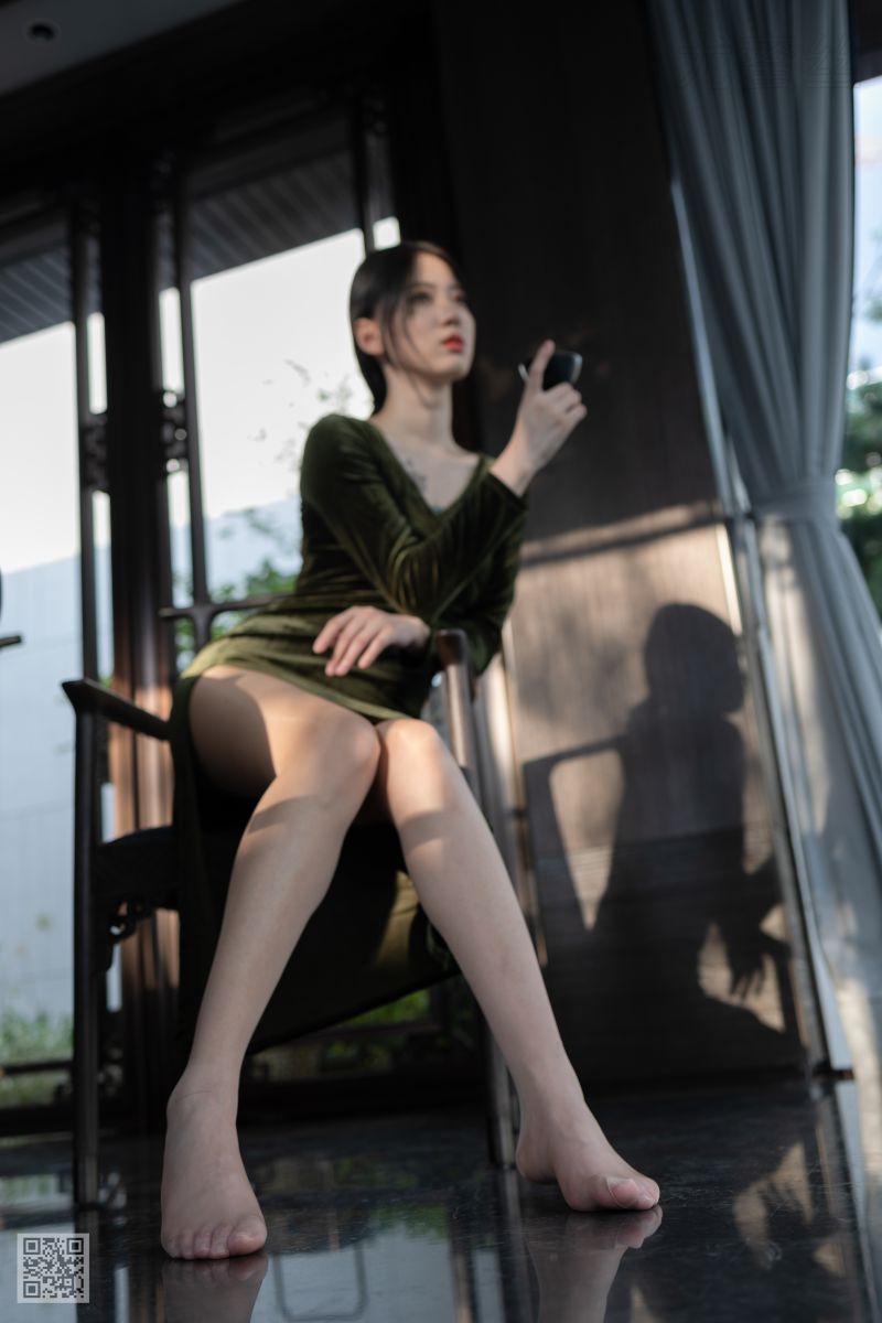 [尤蜜丝]穿搭写真 NO.111插图1