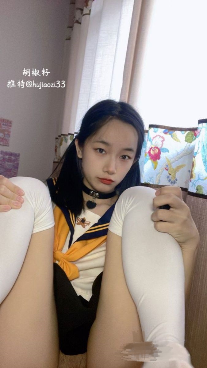 反差清纯小姐姐 胡椒仔 私拍【57P11V】插图1