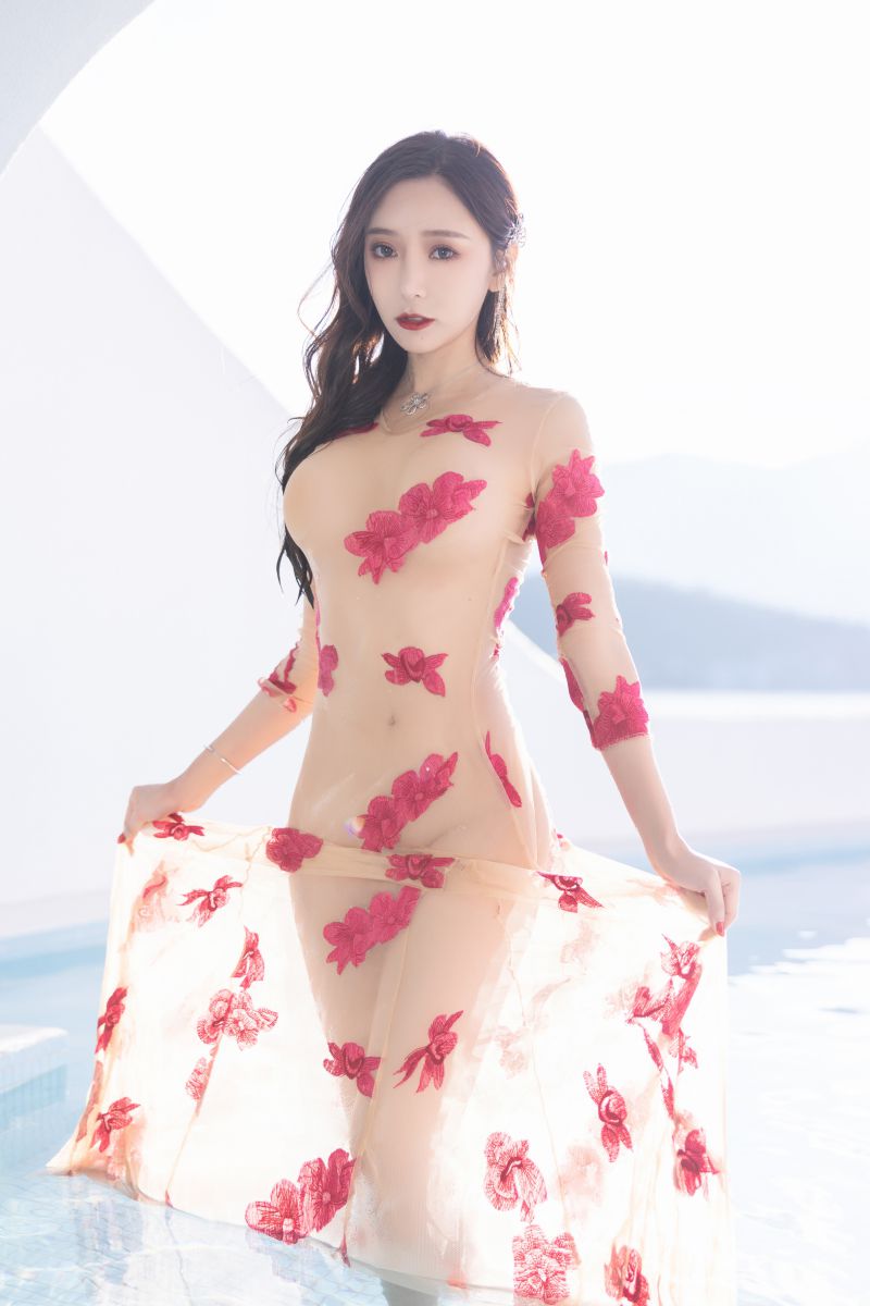 王馨瑶Yanni – 透视大红花插图