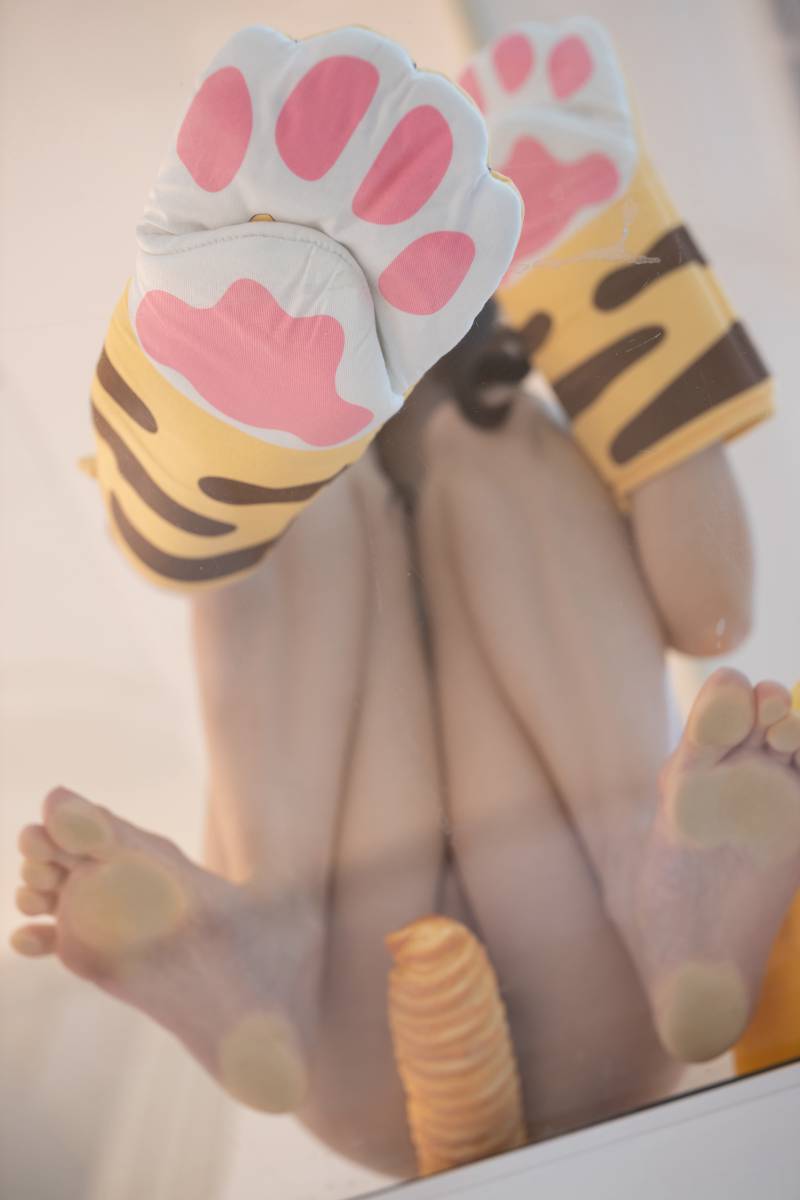 秀人网女神鱼子酱Fish 内部私购 小邹菊【148P】插图