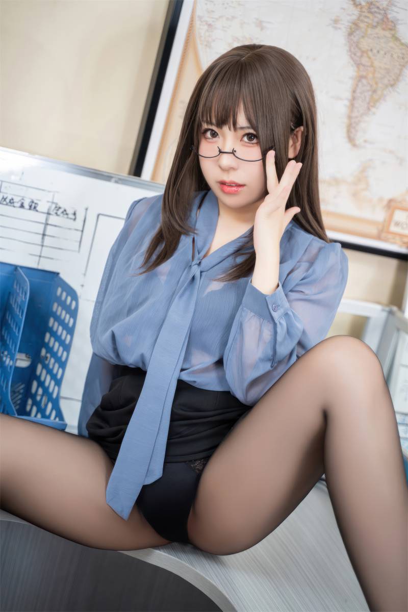 虎森森 – NO.040 黑丝眼镜娘 [60P-471MB]插图