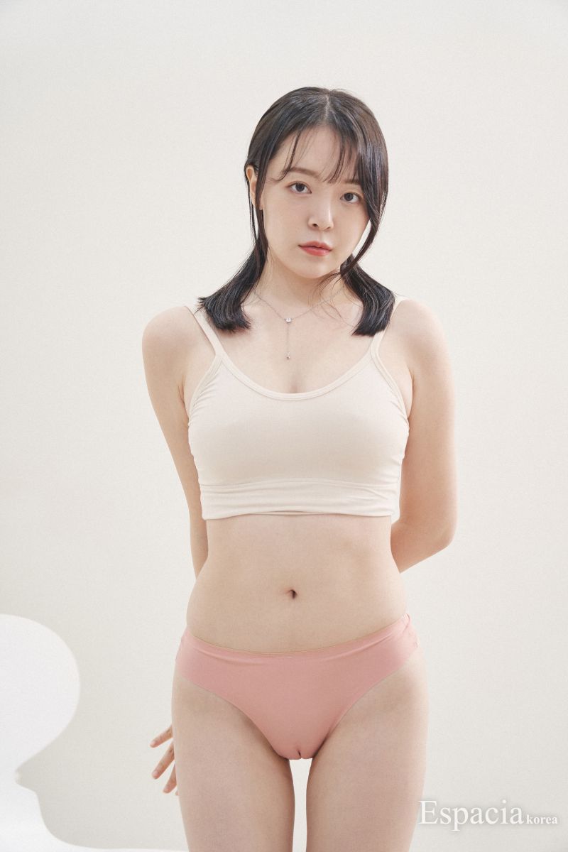 [Espacia Korea] ESP #005 HYUNIE[47P-446.3M]插图