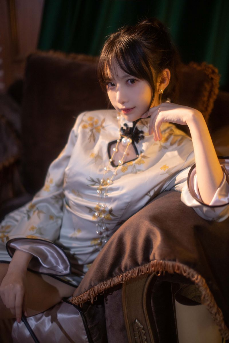 Shika小鹿鹿 – NO.111 中秋旗袍 [12P-95MB]插图1