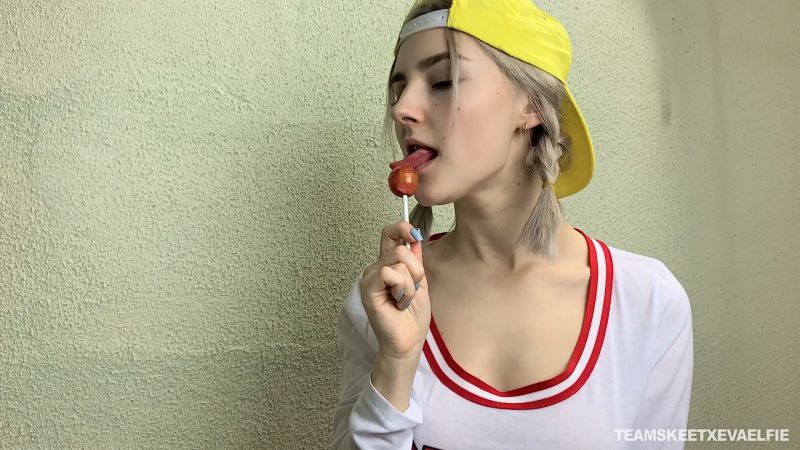外国网红 Eva Elfie【NPNV300G】插图6