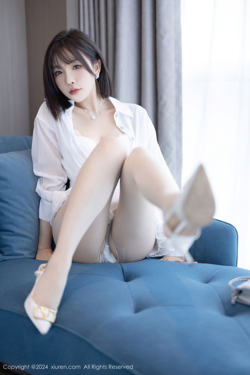 [XIUREN秀人网] 2024.08.15 NO.9020 徐莉芝Booty 性感白色连衣短裙插图