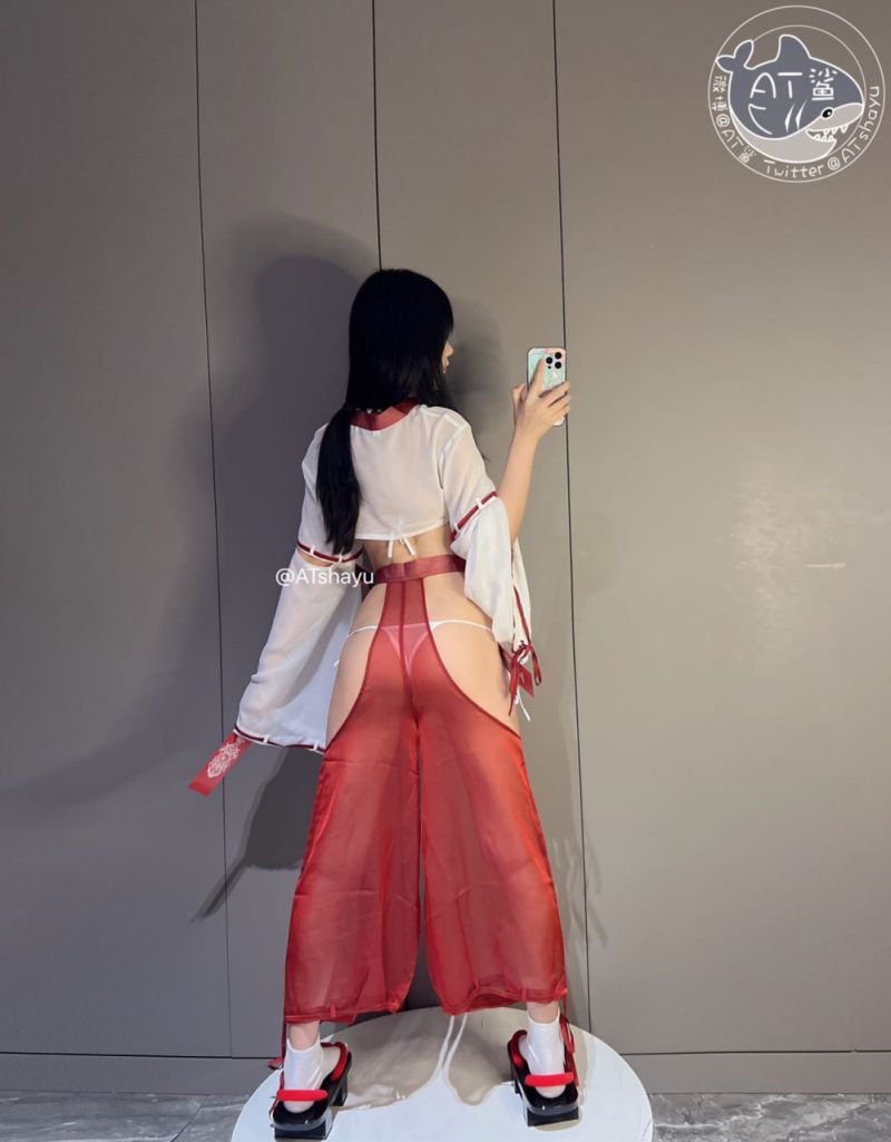 AT鲨 – NO.050 反差巫女[30P-1V-17.3M]插图1
