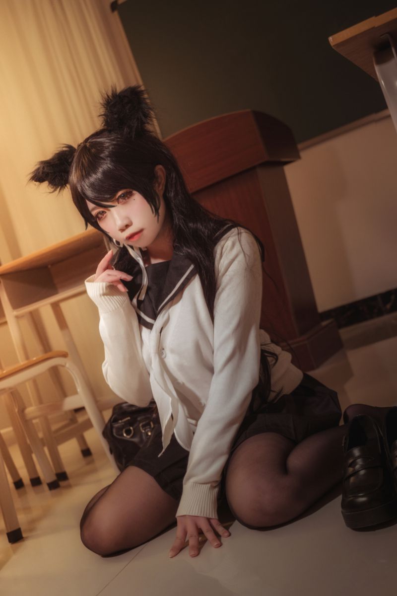 贞子蜜桃 - NO.013 碧蓝航线 爱宕高雄制服 [35P-354MB]插图