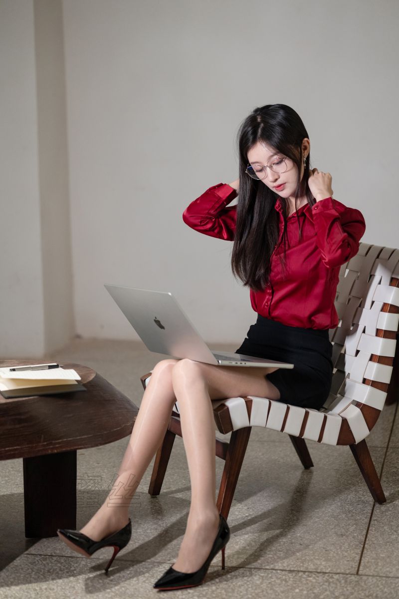 [尤蜜丝]穿搭写真 NO.129插图