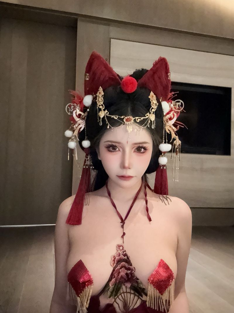 抱走莫子aa – NO.057 红色小尾巴 [120P25V-2.60GB]插图1