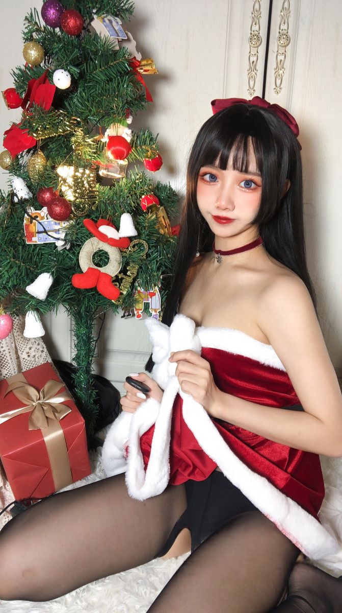 果咩酱w – NO.045 圣诞 黑丝[28P-3V-144.2M]插图