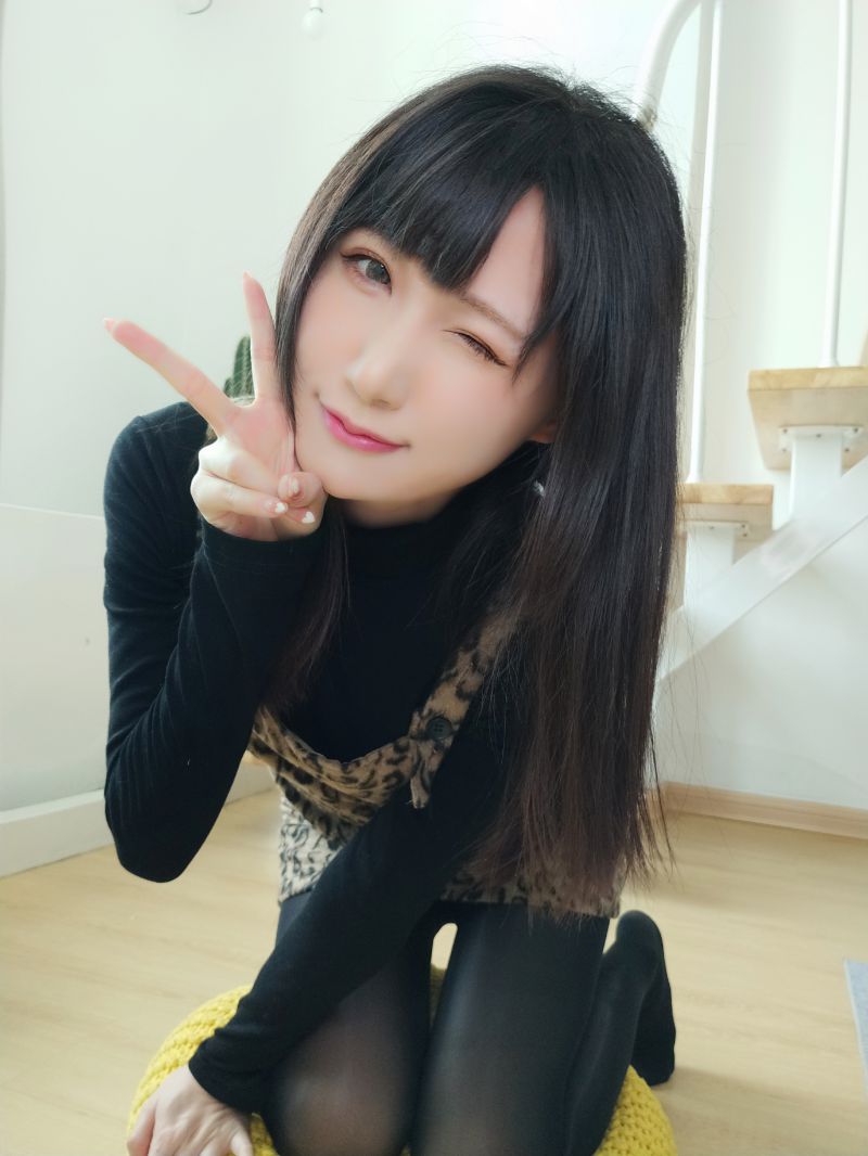 木之本果 – NO.013 真爱粉3月-含豹纹常服[22P-56.5M]插图1