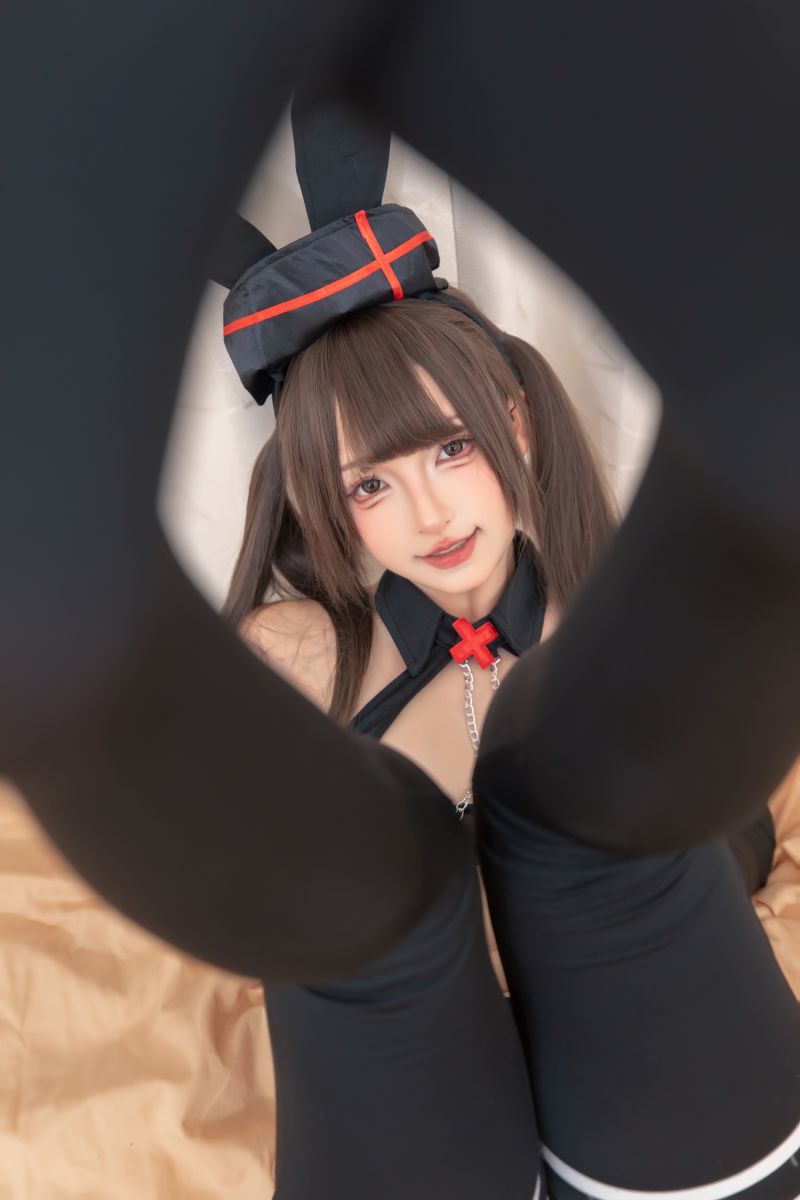 神楽坂真冬 – NO.215 黑兔护士[76P-2V-264M]插图