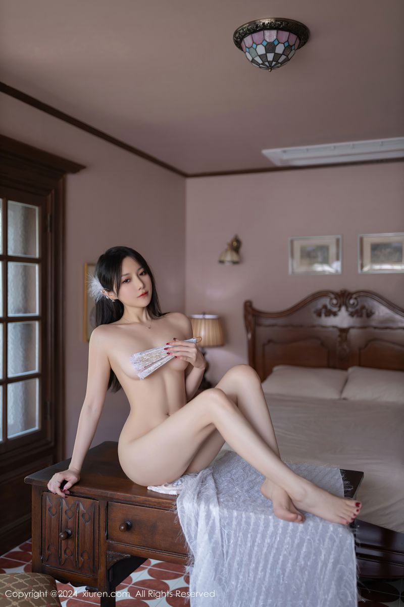 [XIUREN秀人网] 2024.12.06 NO.9564 鱼子酱Fish 性感白色连衣短裙插图