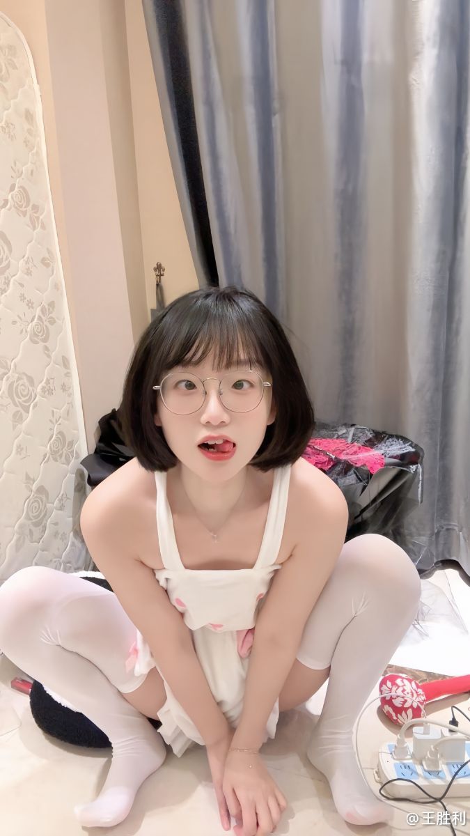 【微密圈】王胜利-定制套装[9P3V-42MB]插图