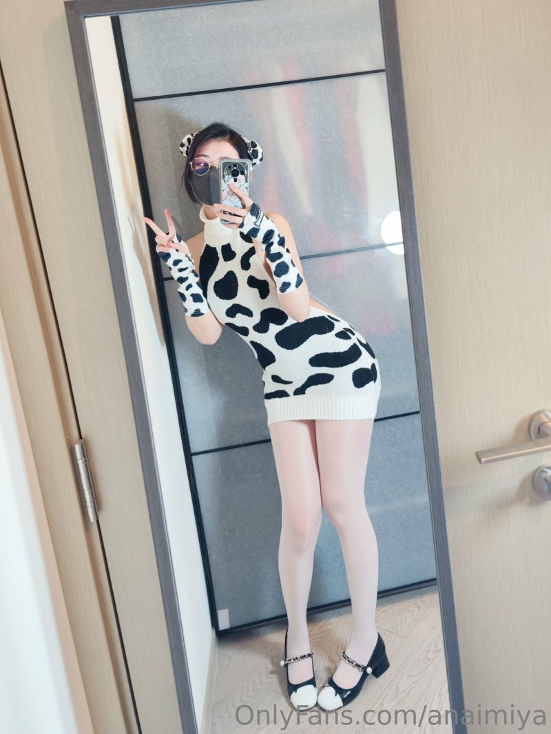 奶咪 Onlyfans 奶牛【41P9V】插图