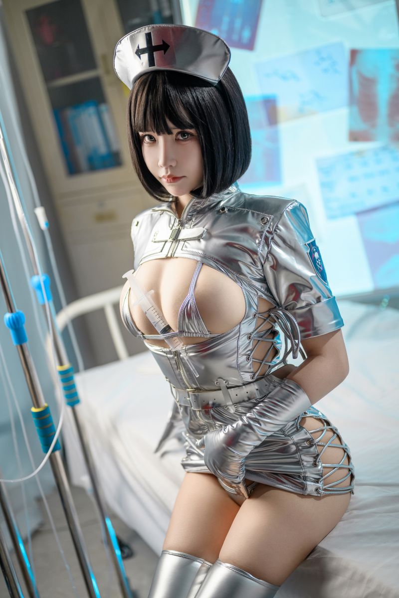 抱走莫子aa – NO.061 银护士[64P-4V-1.82G]插图1