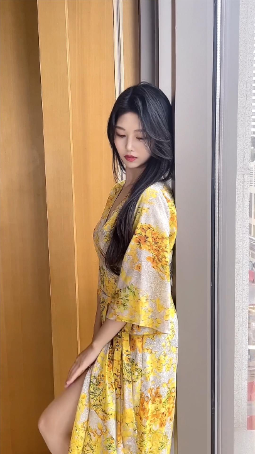 抖娘-利世视频 – 出轨女友插图