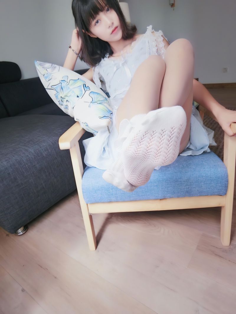 布丁大法 – NO.024 透纱蕾丝白袜 [28P-85.7MB]插图