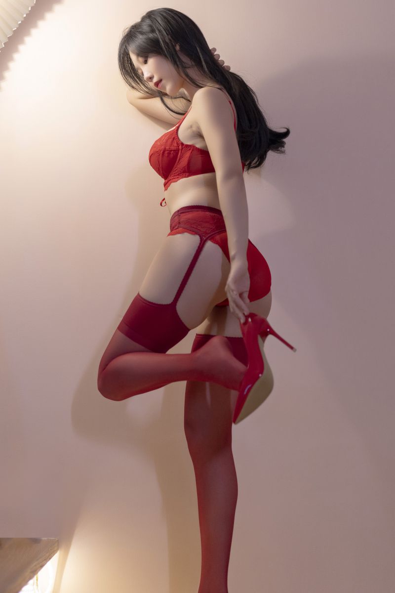 抖娘-利世 – 红涩小铃铛插图