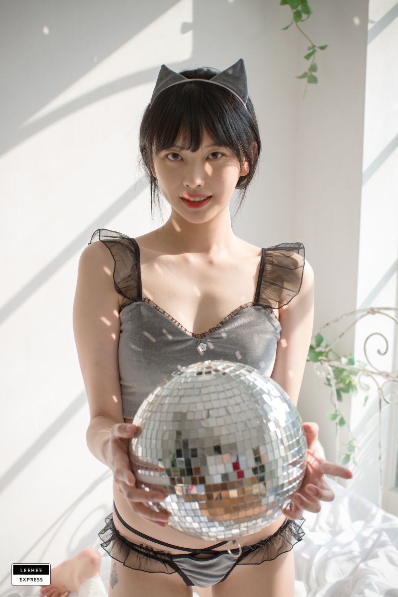 LeeheeExpress 014 LEBE-013[40P／377MB]插图1