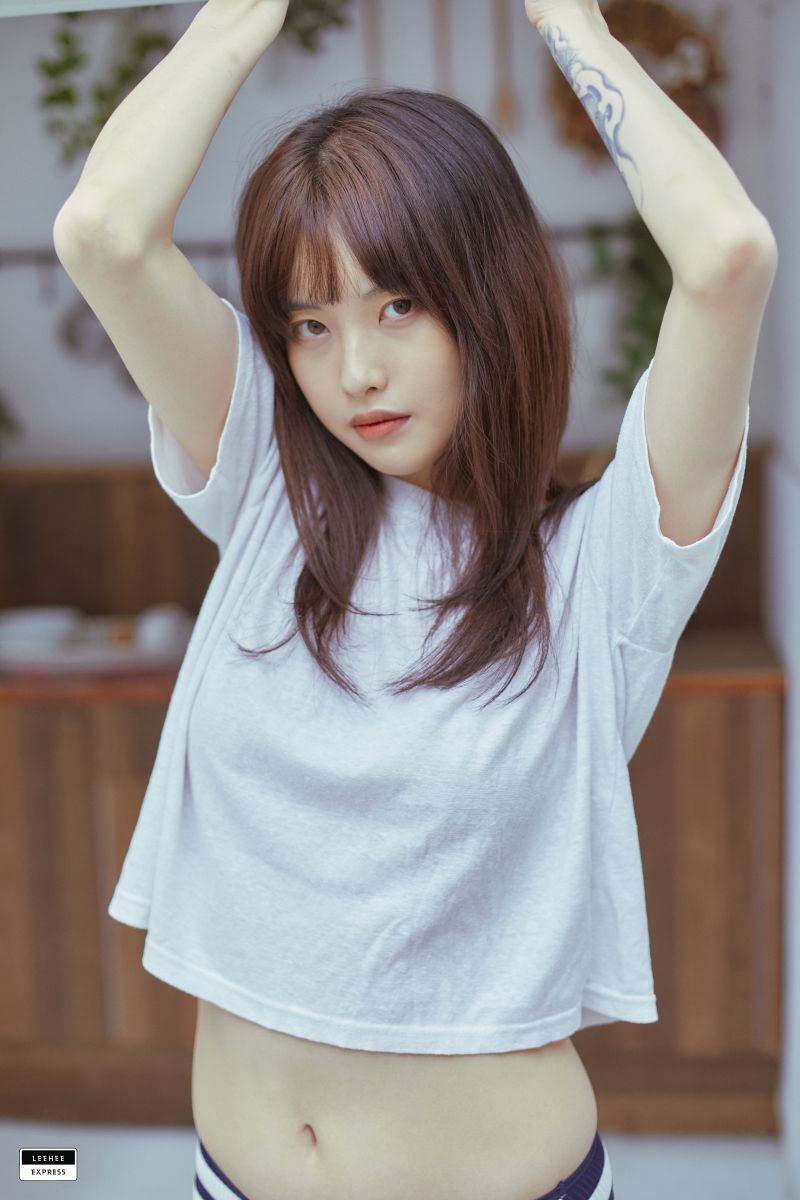 LeeheeExpress 027 LEBE-031A - GMS[49P／407MB]插图1