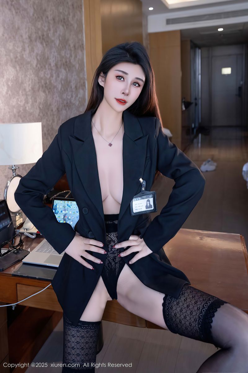 [XIUREN秀人网] 2025.04.01 NO.10095 艺艺yiyi 蕾丝OL秘书特殊服务系列插图1