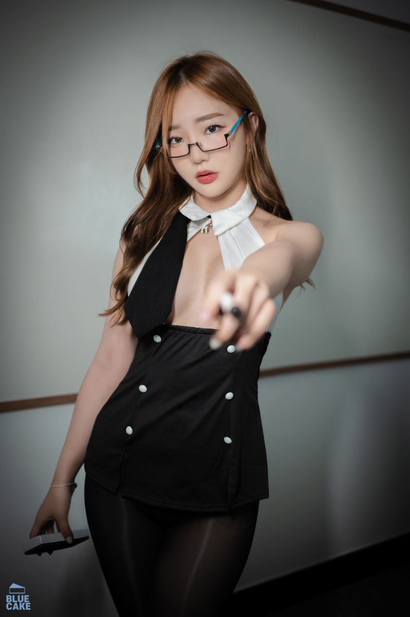 BLUECAKE 044 NewBom – Black & Red[119P-1006.9M]插图