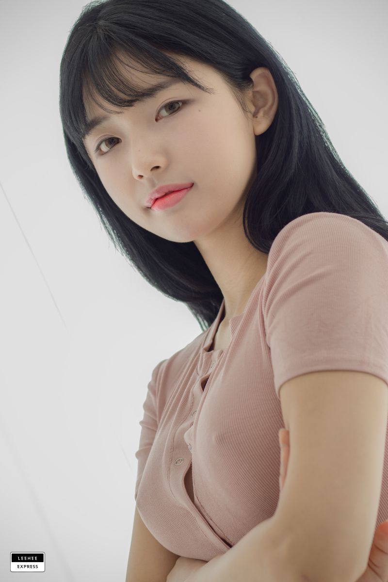 LeeheeExpress 070 LEHF-017 U.Hwa[47P／330MB]插图1