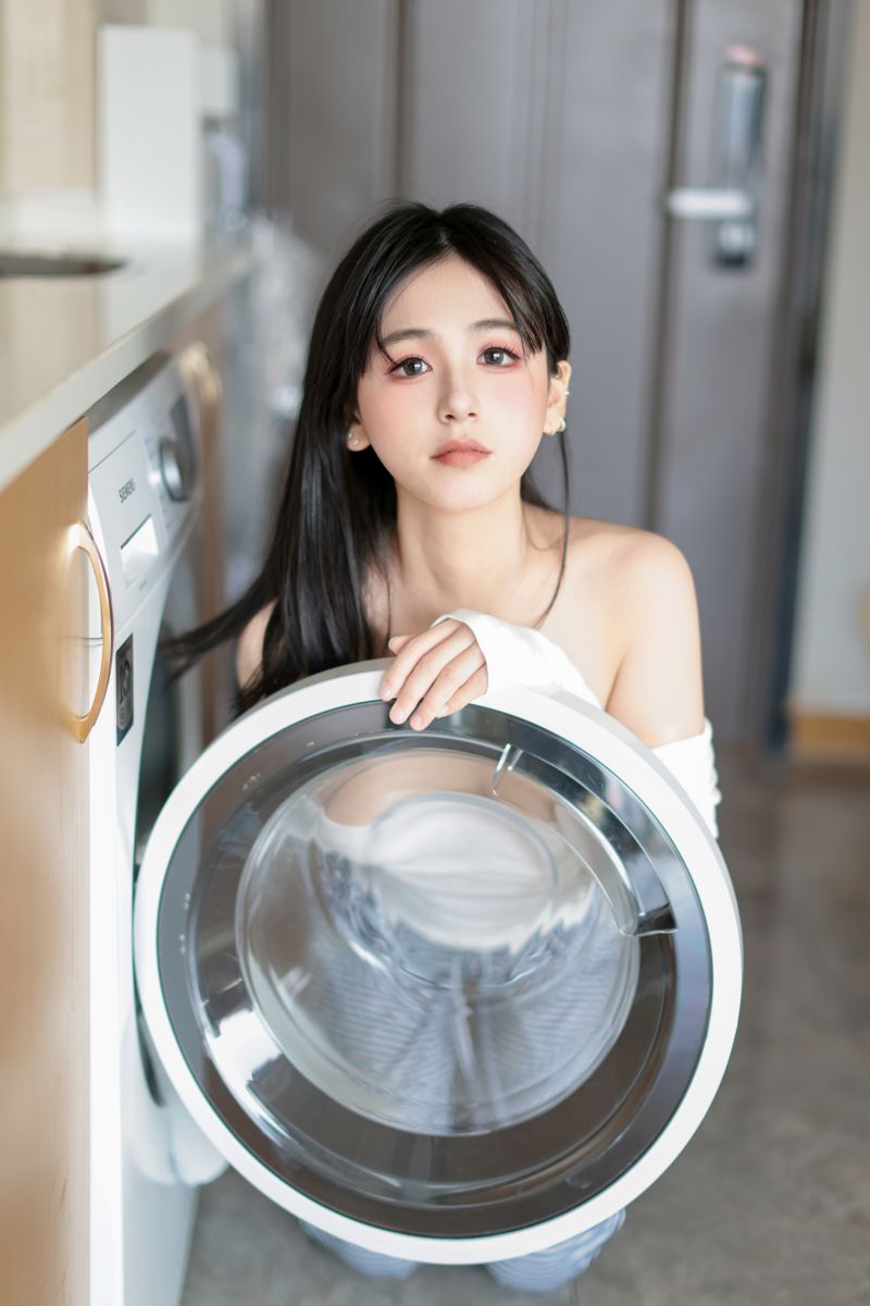 奶芙乔乔 - 一字肩[85P／1.24GB]插图1