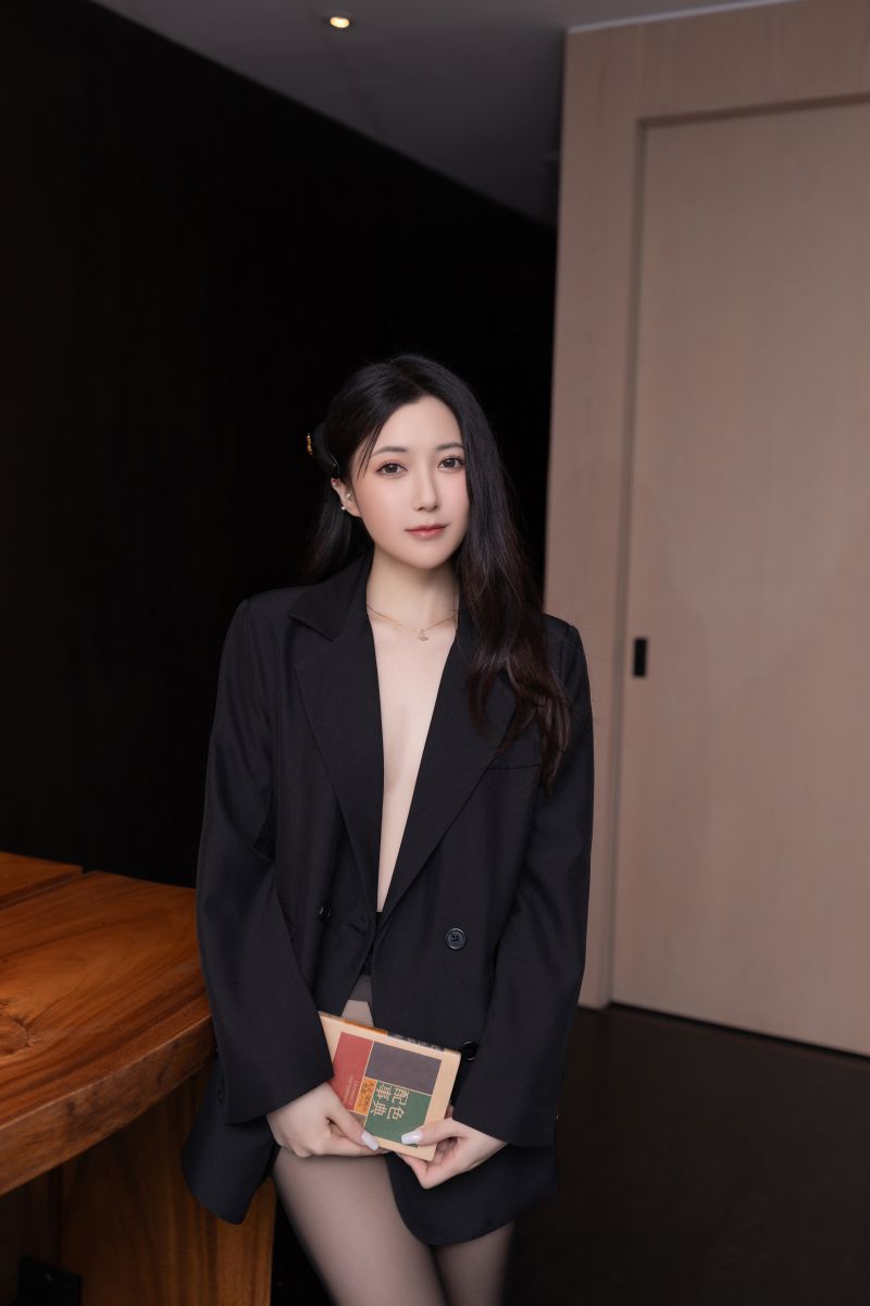 秀人名模鱼子酱Fish《校园少女》写真[120P／1.27GB]插图