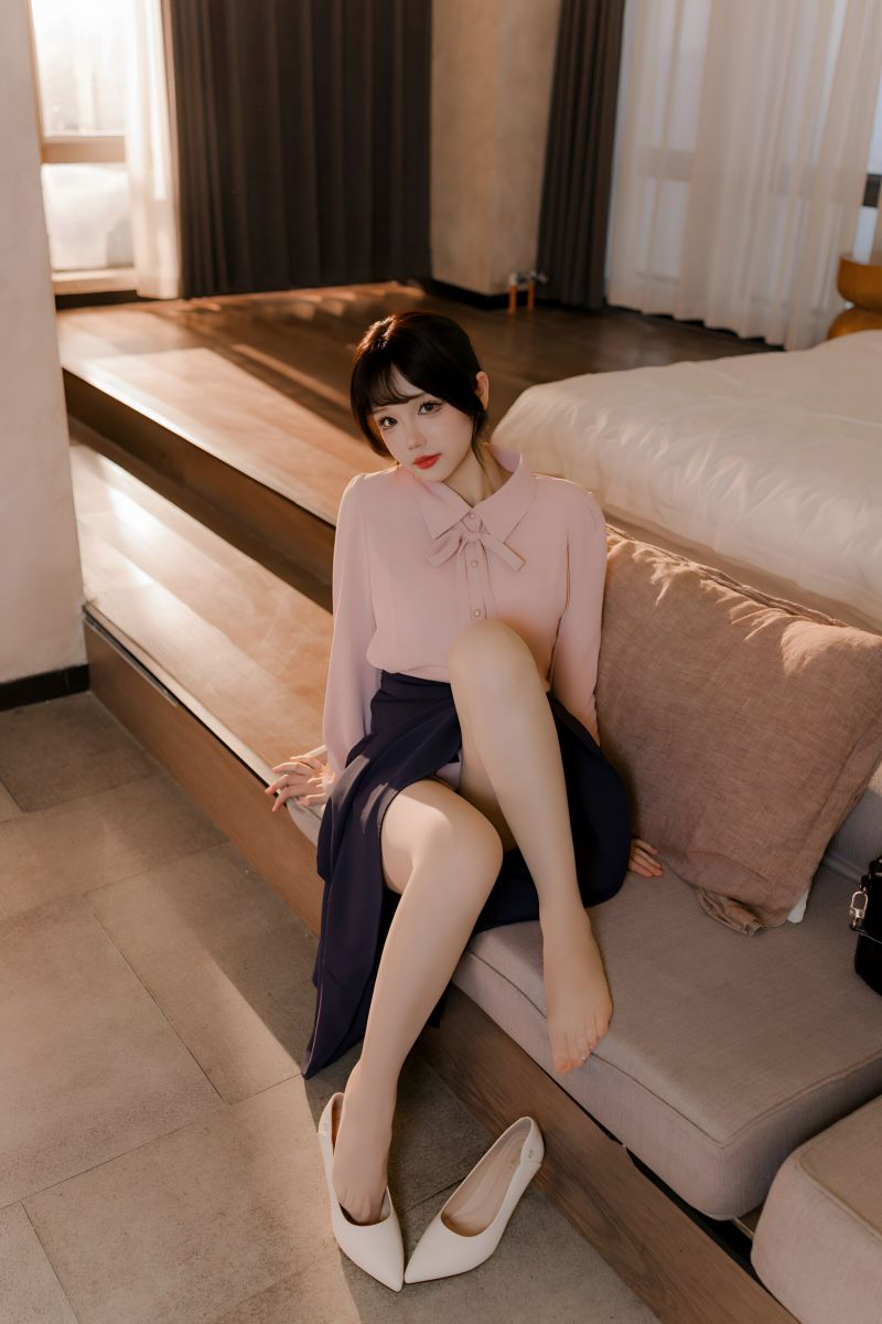 雪晴Astra – NO.093 肉丝通勤OL[71P-1V-1.37G]插图