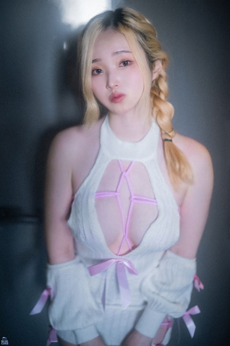 BLUECAKE 148 Bambi (보미) – Present For U[165P-3.11G]插图
