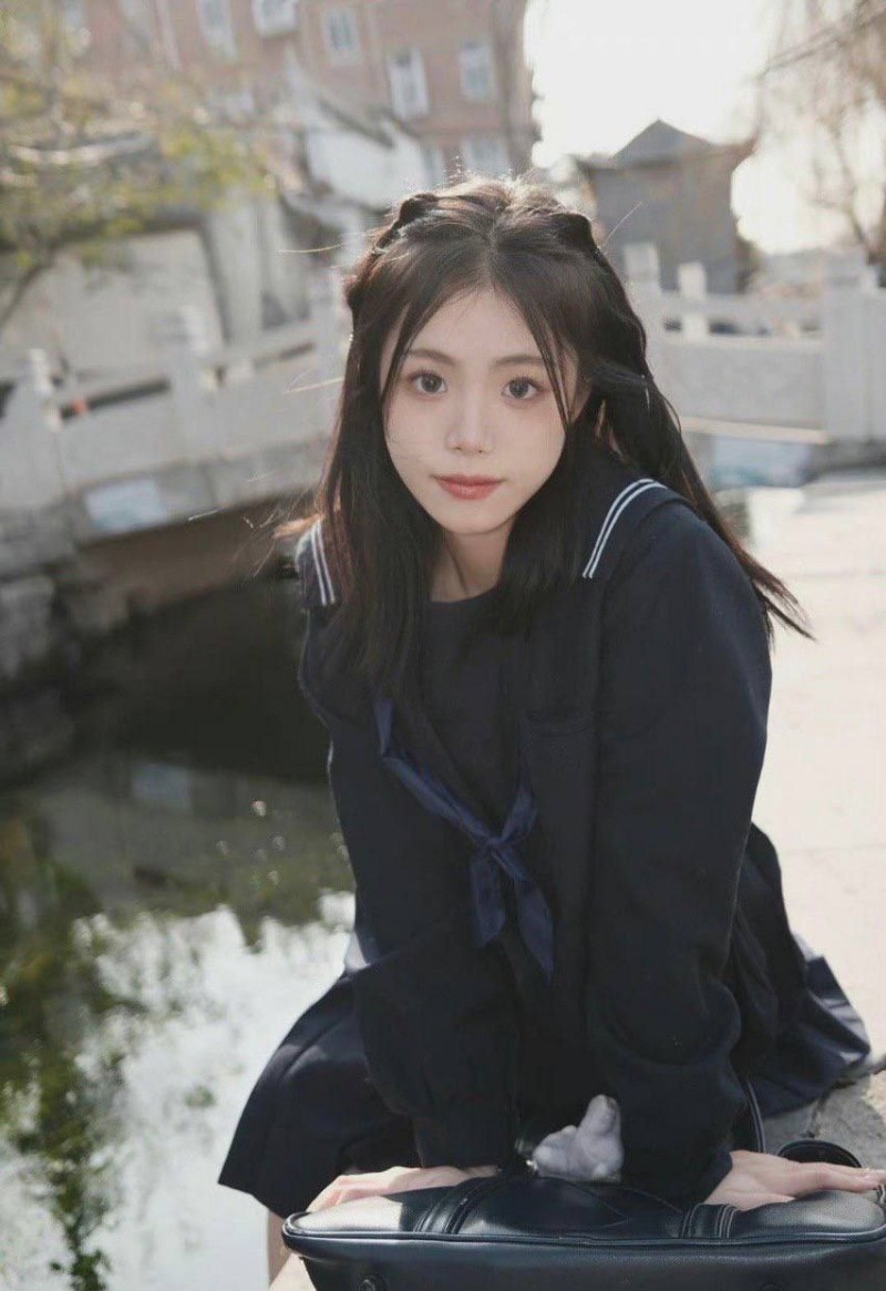 2025年极品高颜值女神级别美女白金泄密资源合【170P24V】插图1